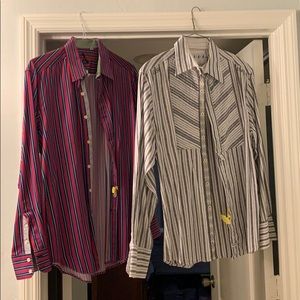 1 WHITE (not red) dress shirt in the photo